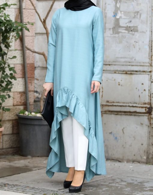 Blue_tunic_and_ecru_pant_suit